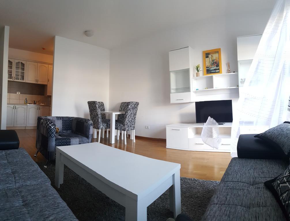 Zebra Apartment Podgorica Exterior photo