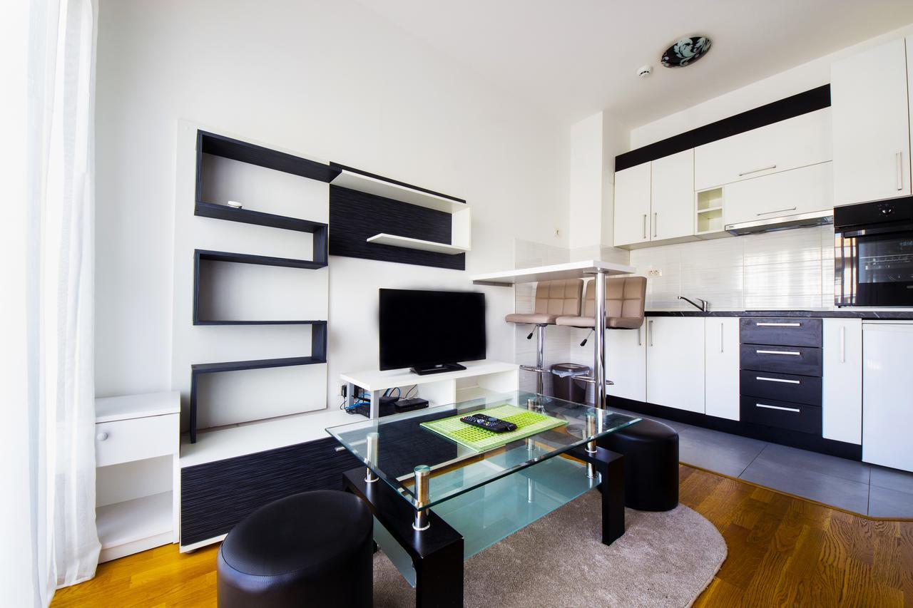 Zebra Apartment Podgorica Exterior photo