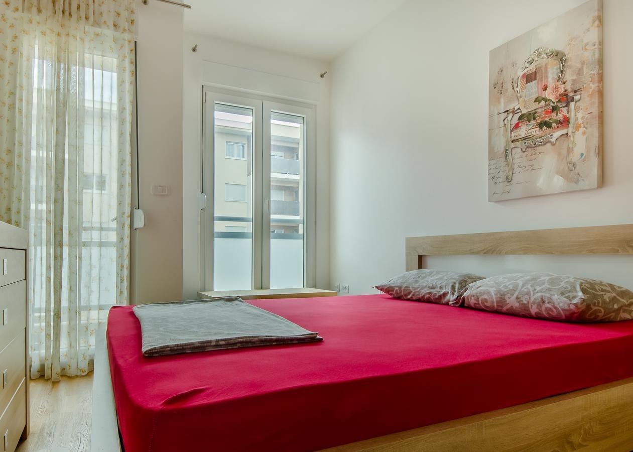 Zebra Apartment Podgorica Exterior photo